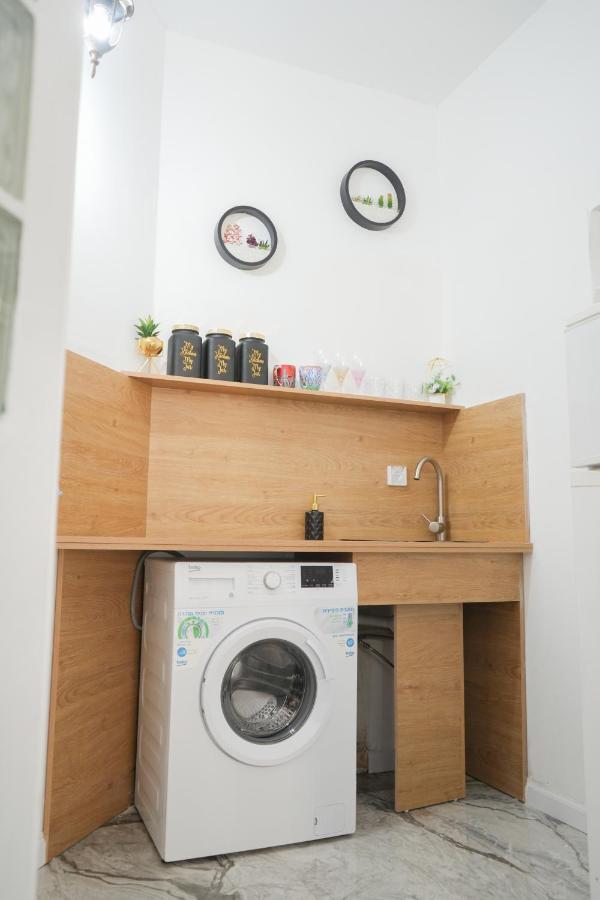 Jacob Hostel Jlm - Prime Location Jerozolima Zewnętrze zdjęcie